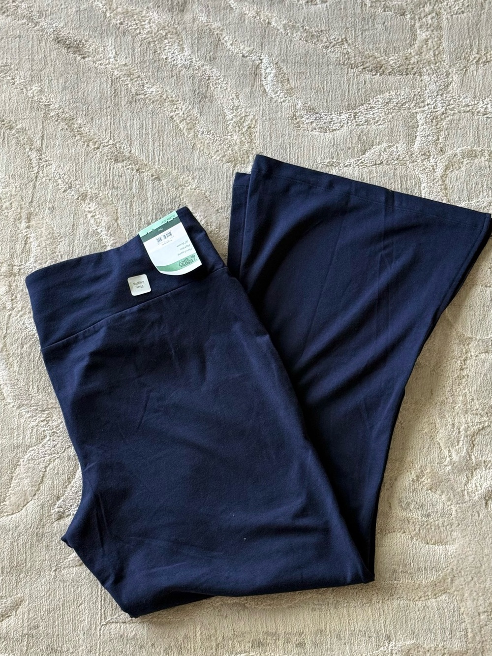 NWT Terra & Sky Navy blue flare legging women’s plus size 2X.